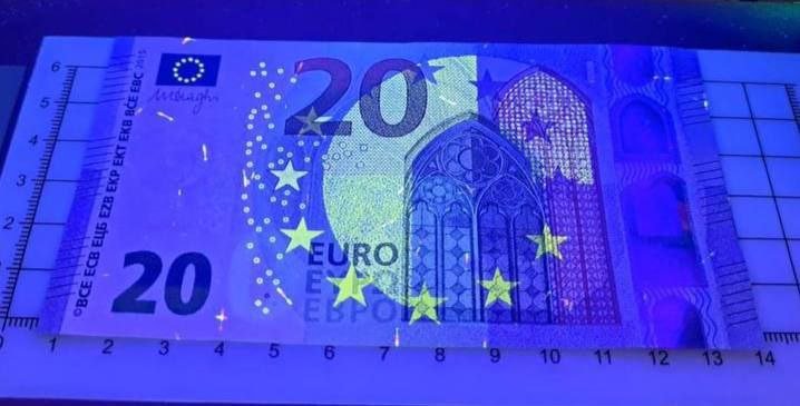 Euro bank notes - Image 4