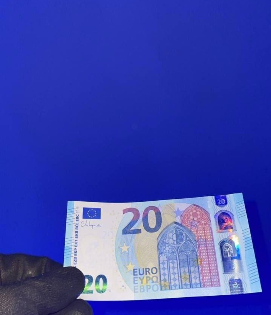 Euro bank notes - Image 11